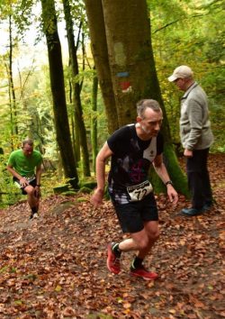 Im Laufschritt den Berg hinauf (2)